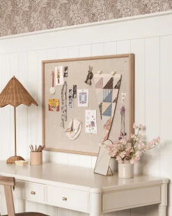 Oak & Linen Memo Board|Credence Clearance