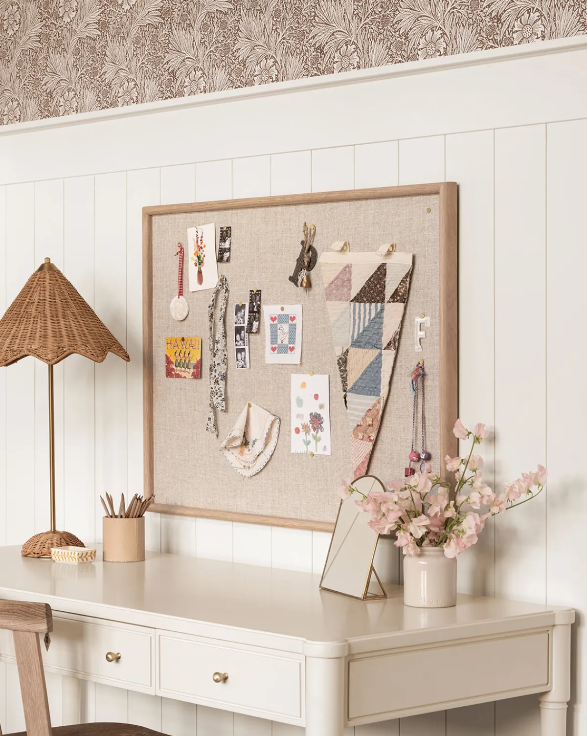 Oak & Linen Memo Board|Credence Clearance