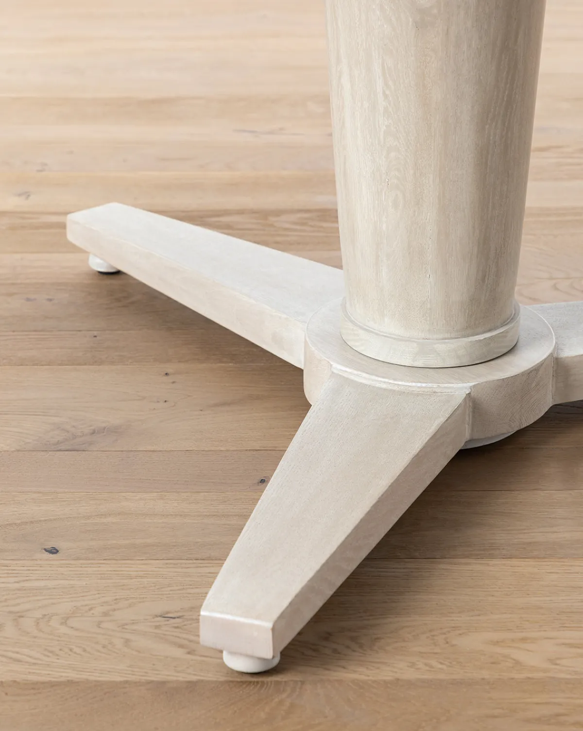 Orla Dining Table|Evergreen New