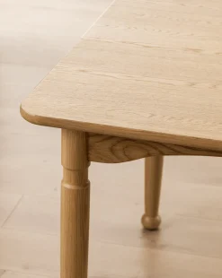 Phipps Dining Table|Makerspalm Clearance