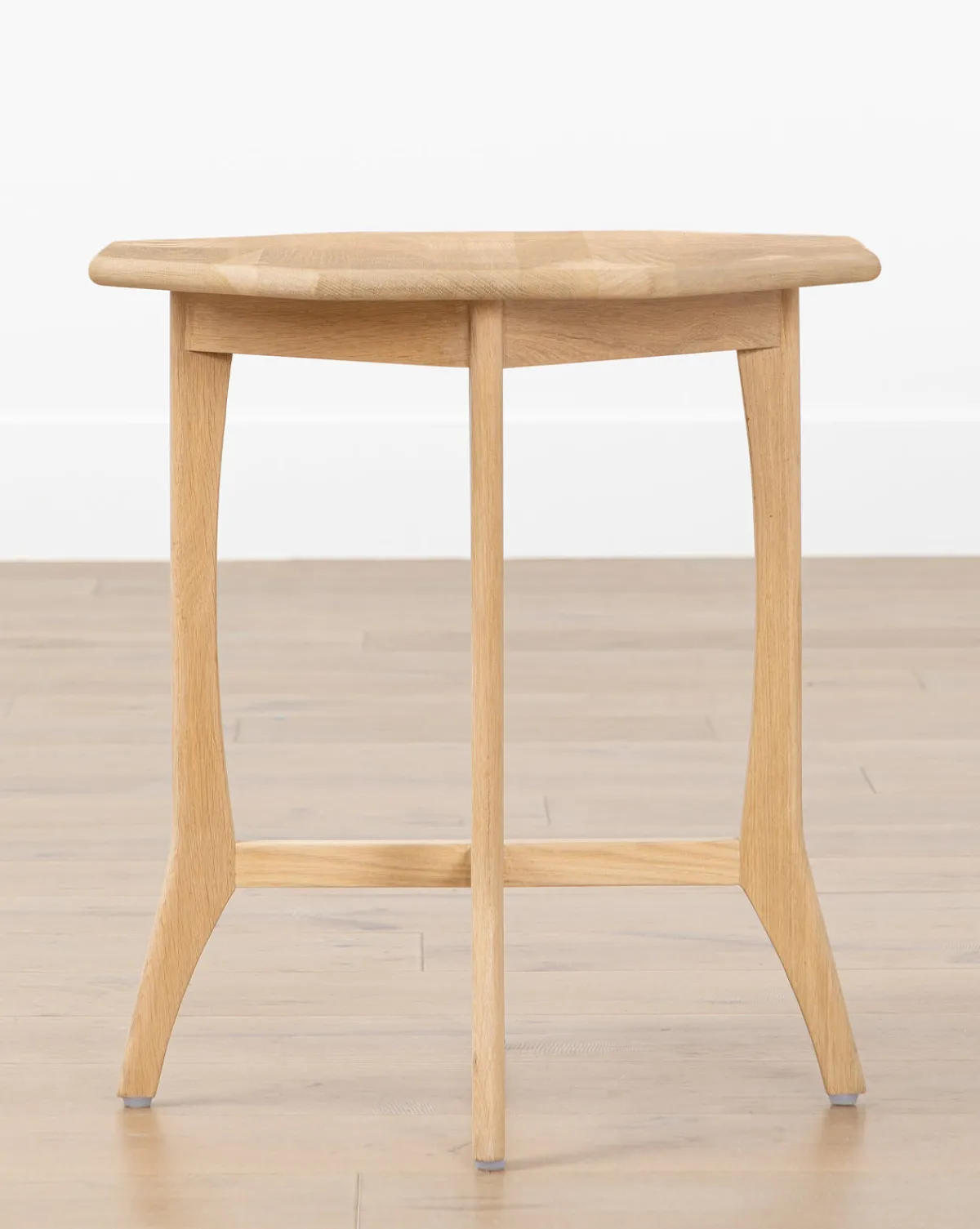 Posie Oak Side Table|Credence Hot