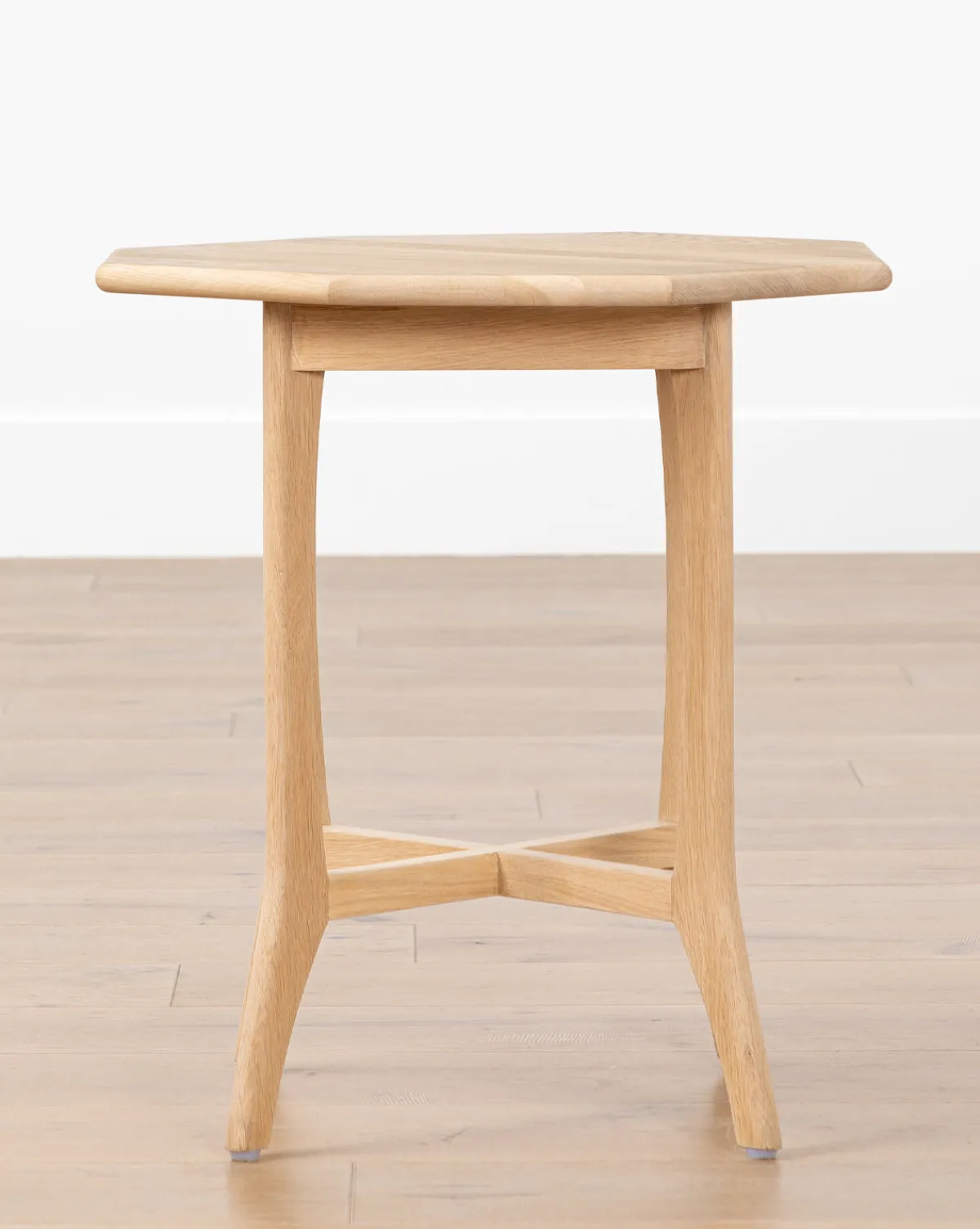 Posie Oak Side Table|Credence Hot
