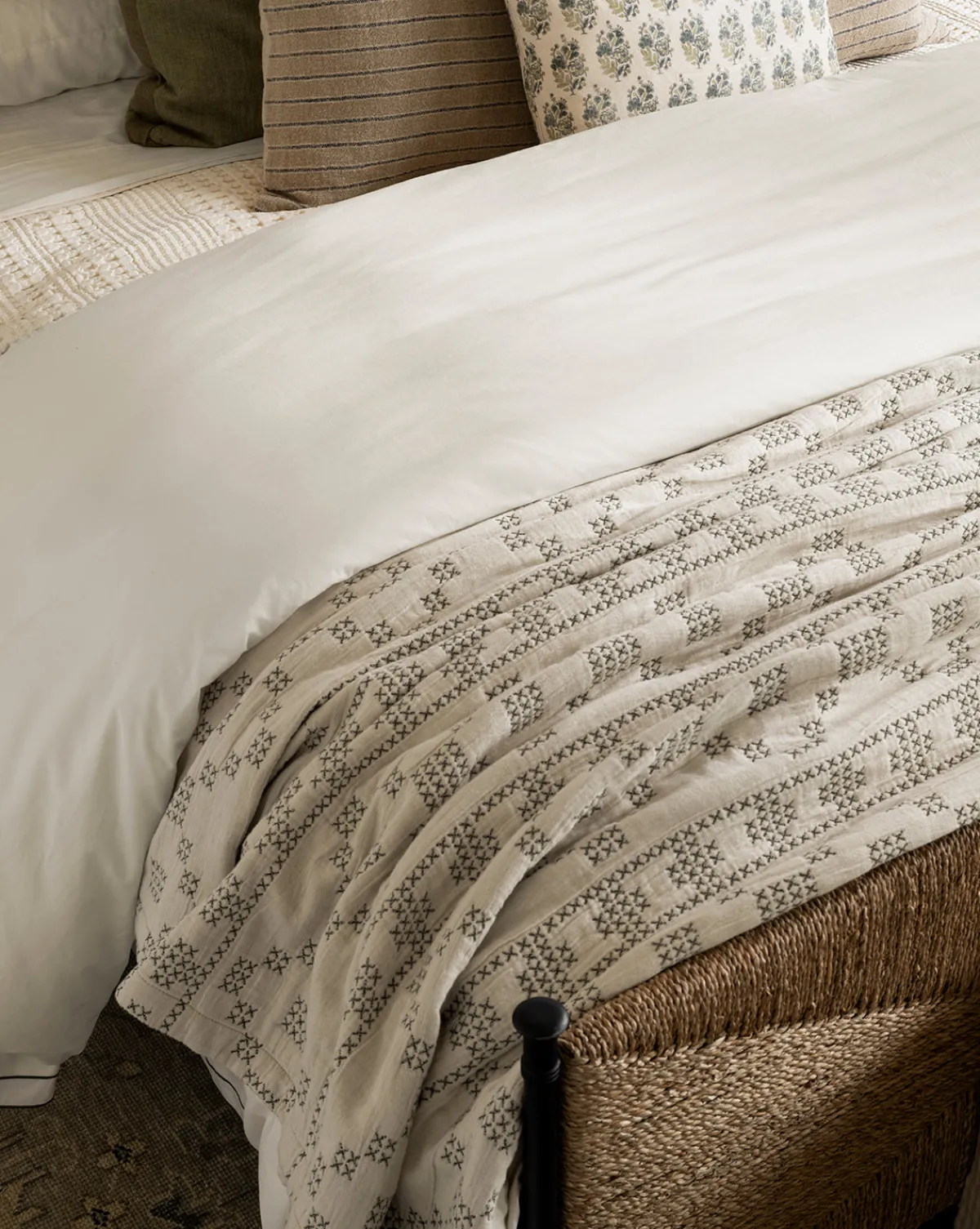 Prescott Coverlet|Raj Best