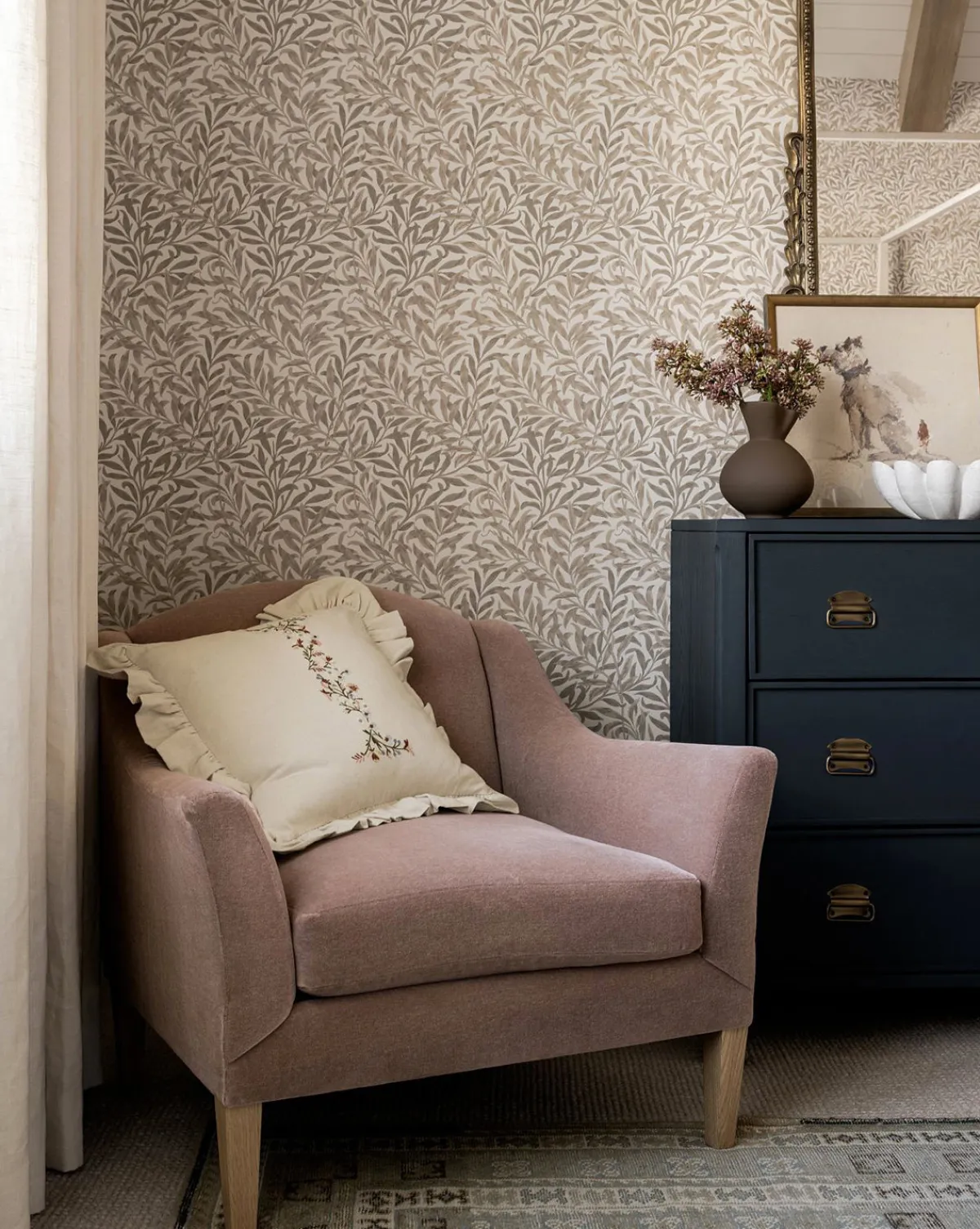 Prudence Lounge Chair|Makerspalm Discount