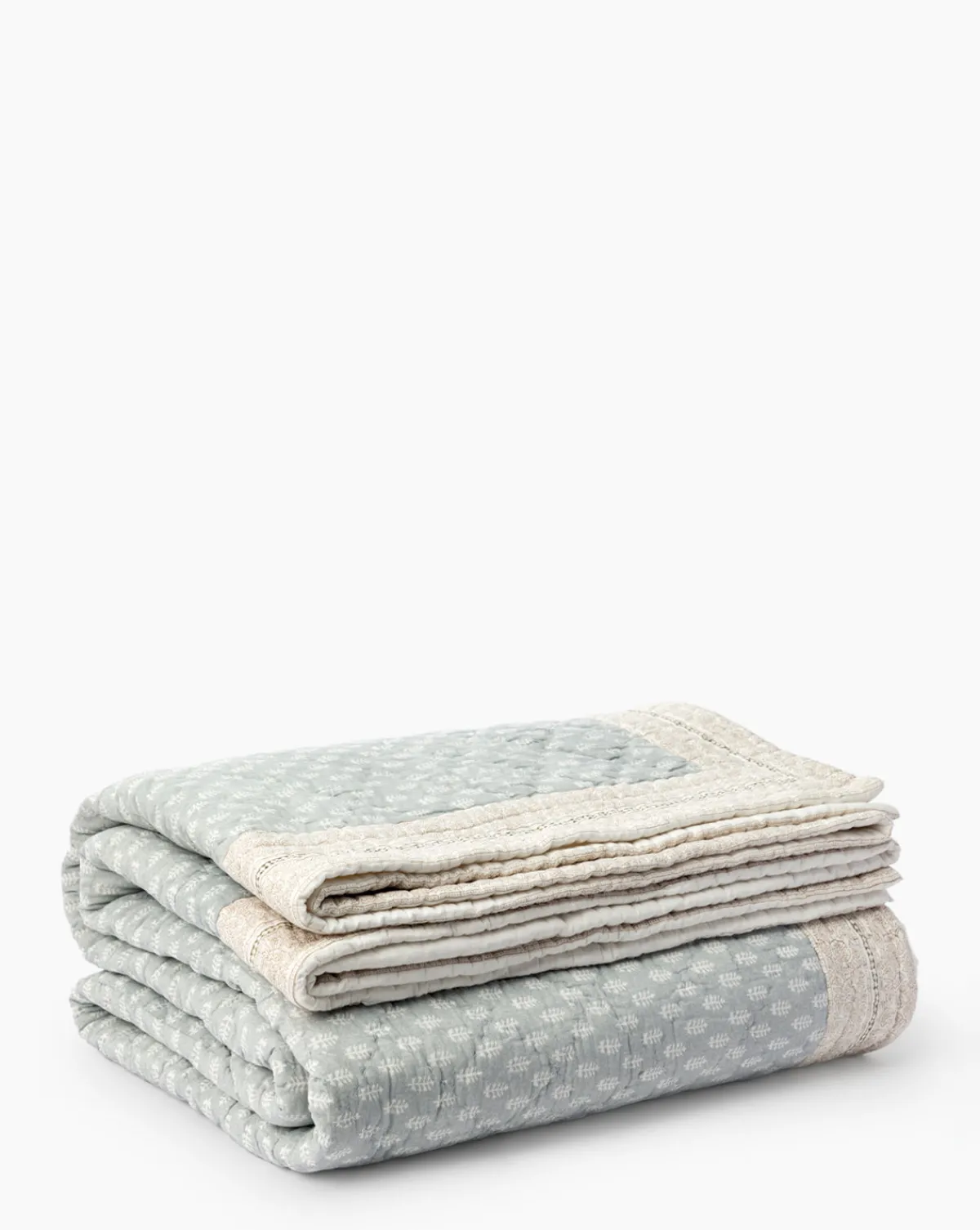 Regatta Block Print Quilt|Renuka Inc. Outlet