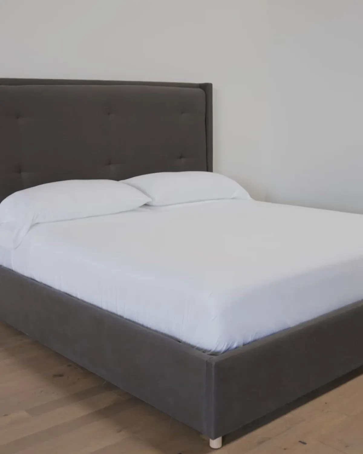 Ria Bed Tall Headboard|Makerspalm Online