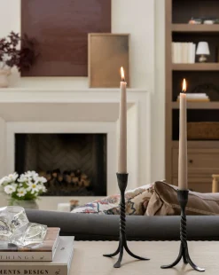 Rosario Taper Holder|Mairaj Brothers Hot