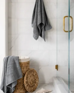 Round Water Hyacinth Basket|Artex Clearance