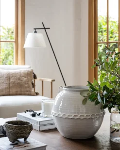 Rounded White Vase|Makerspalm Online