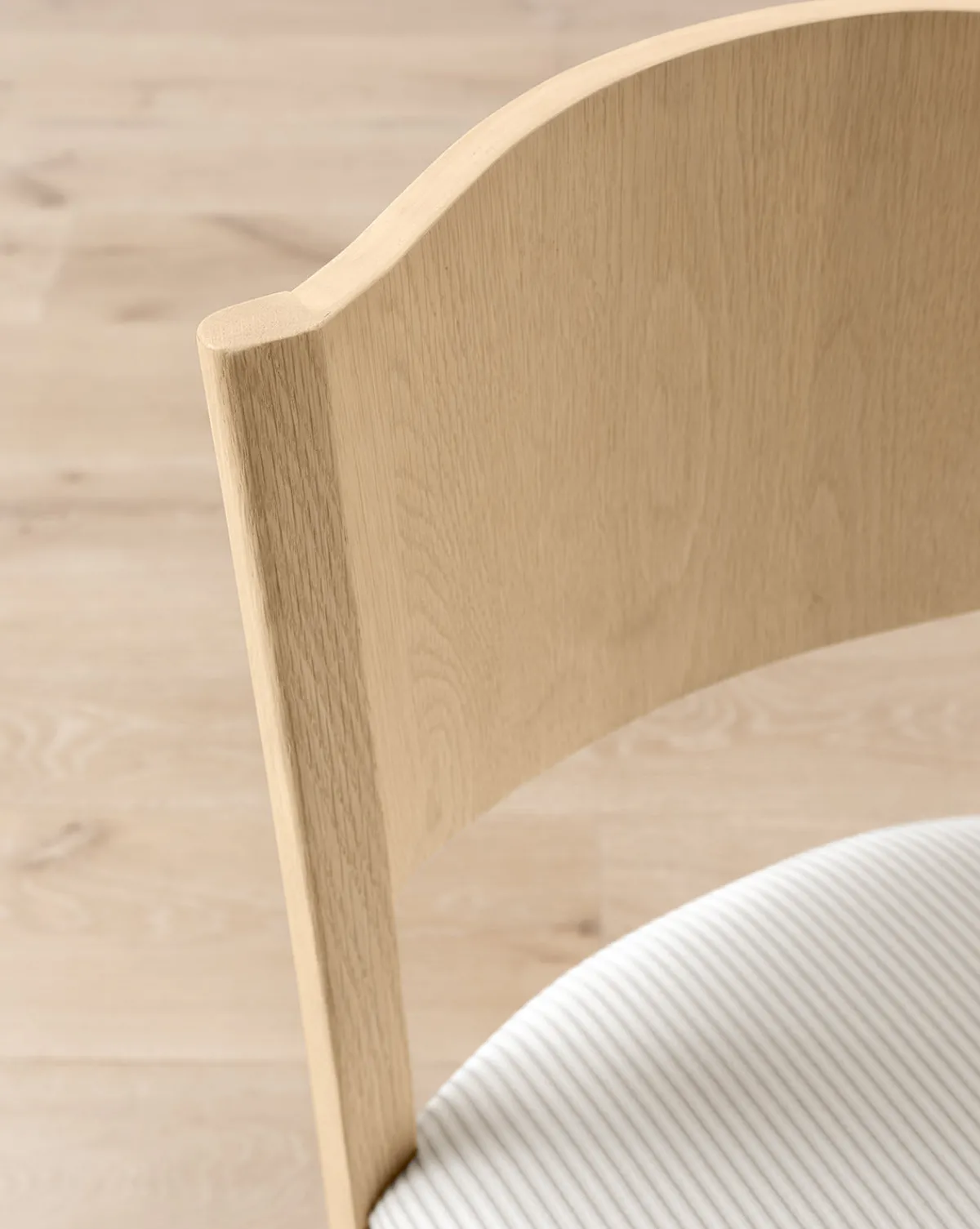 Shepherd Counter Stool|Makerspalm Online