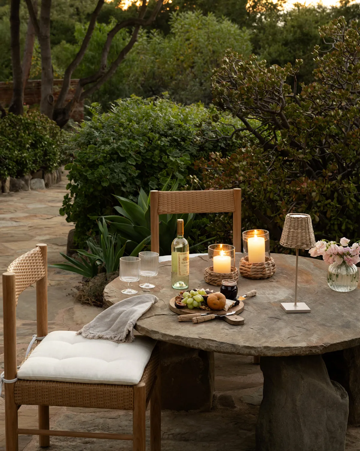 Simeon Outdoor Dining Chair|Makerspalm New