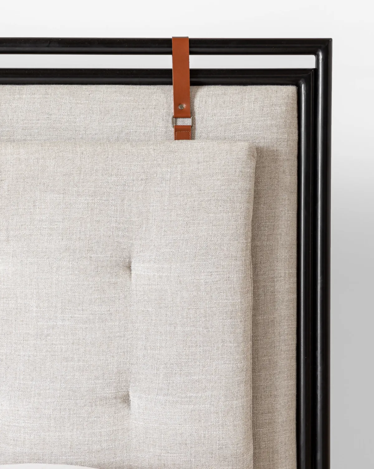 Sutherland Bed|Makerspalm Best