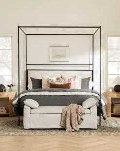 Sutherland Canopy Bed|Credence