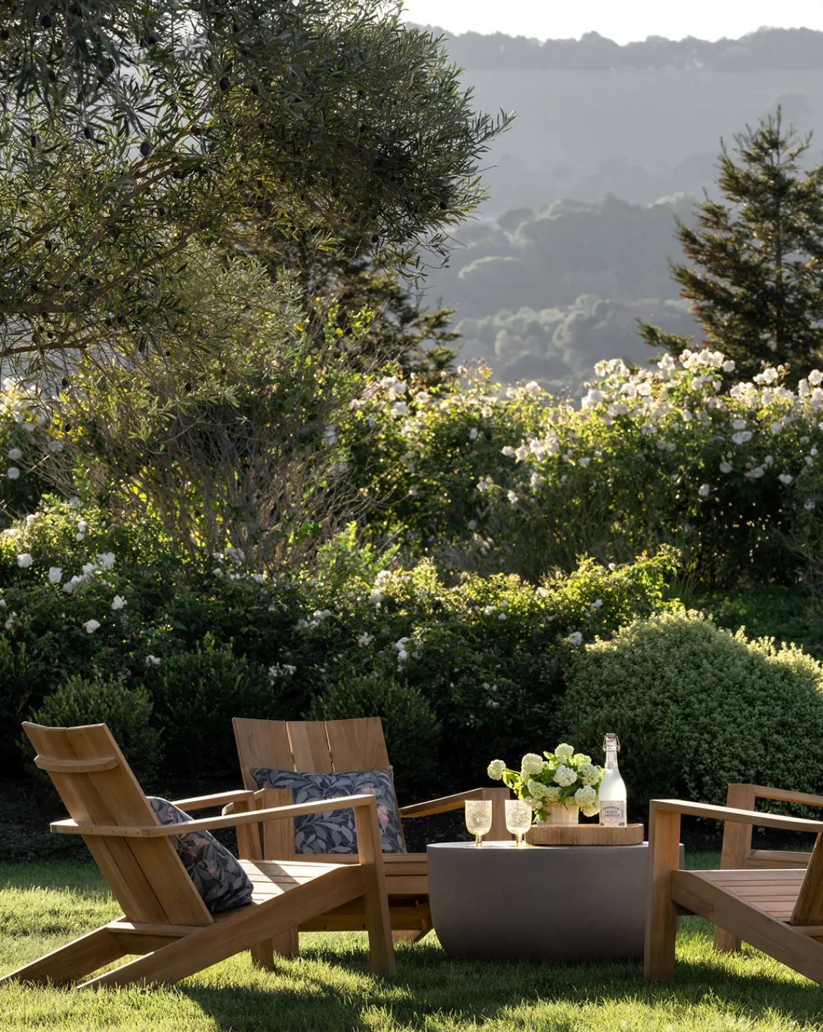 Triby Teak Outdoor Lounge Chair|Makerspalm Hot