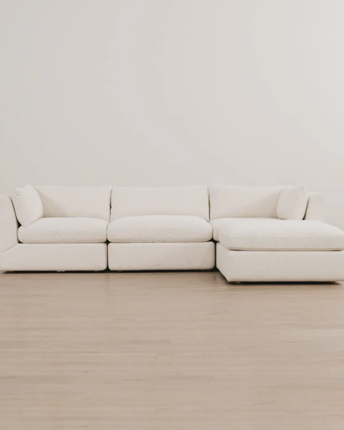 Vivienne Modular Ottoman|Makerspalm Online