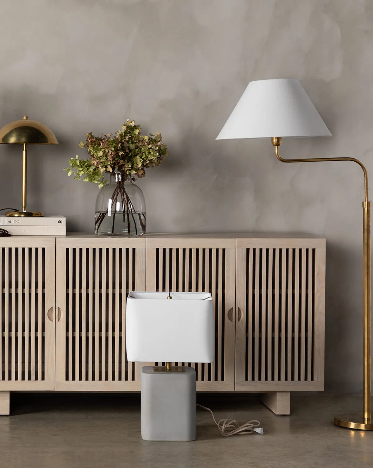 Wainwright Swoop Floor Lamp|Makerspalm