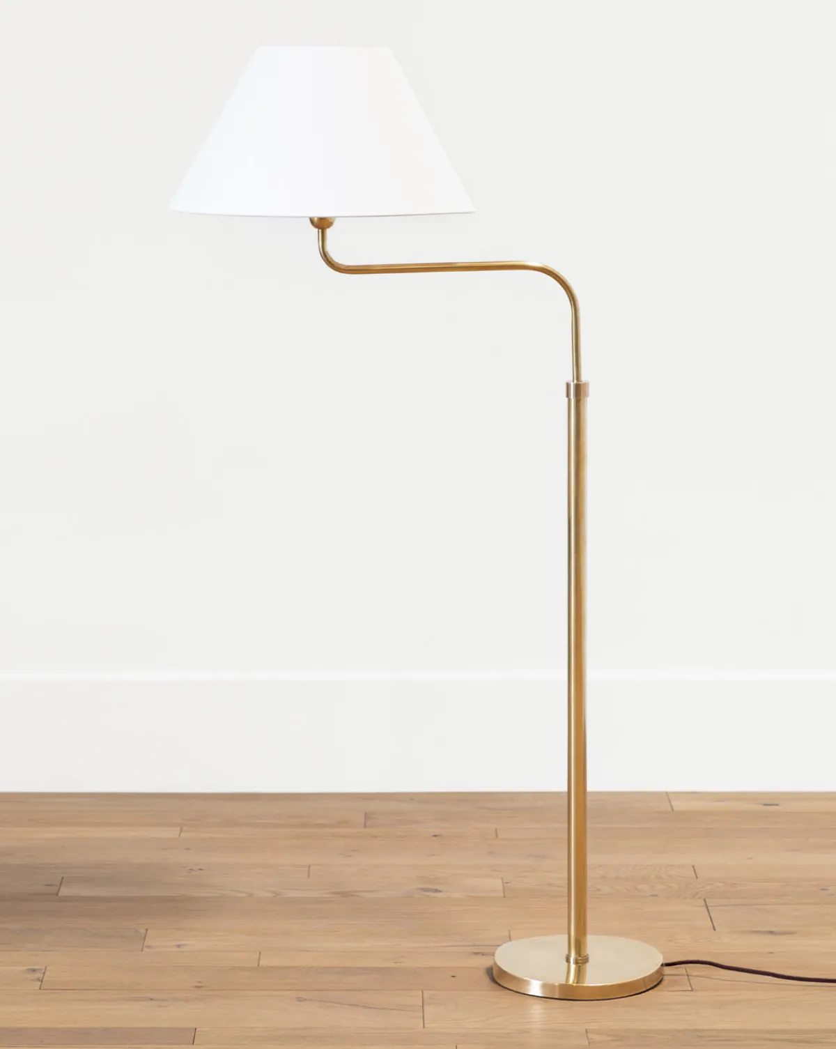 Wainwright Swoop Floor Lamp|Makerspalm
