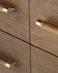 Westlyn Nightstand|Brownstone Furniture Outlet