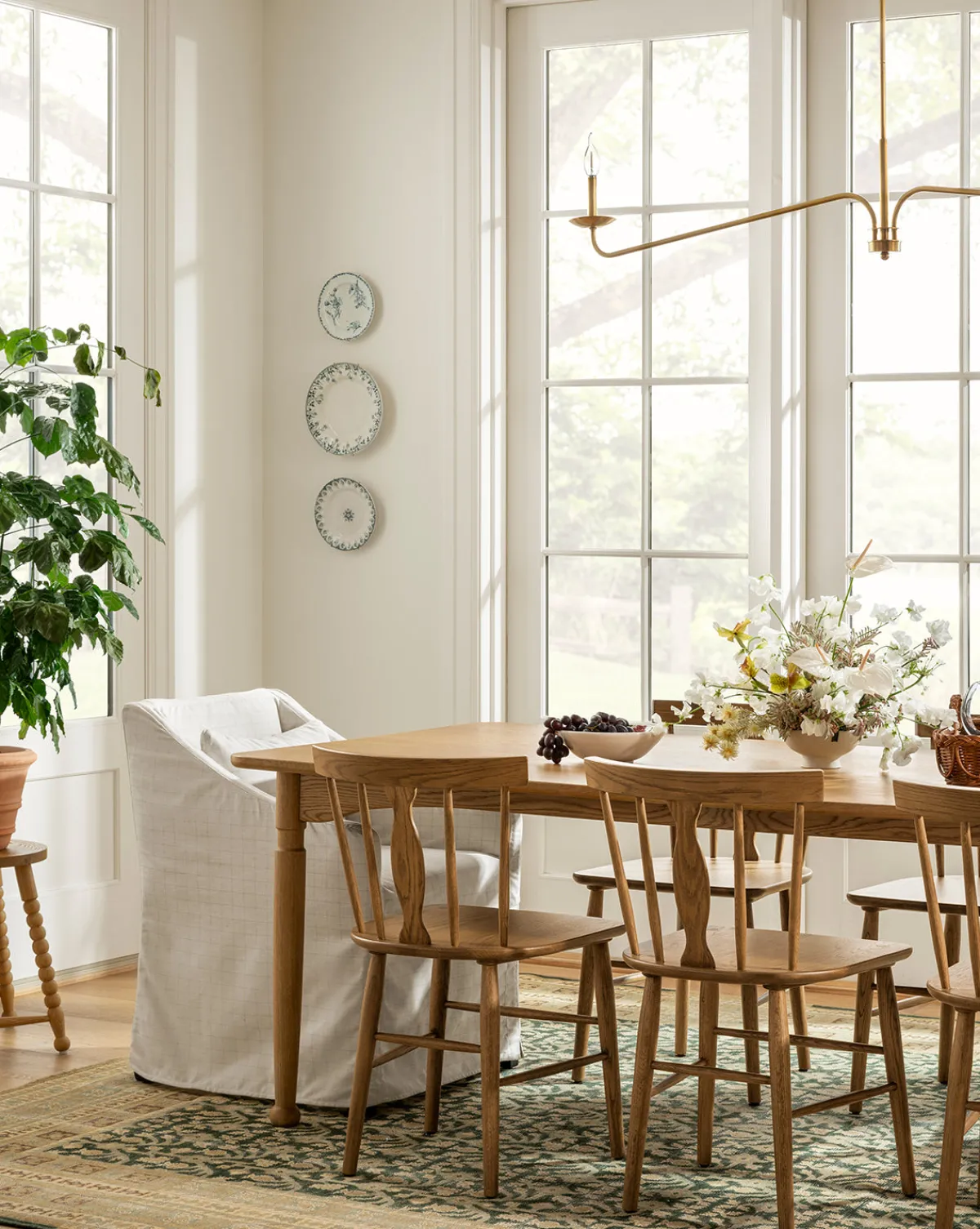 Whittaker Chair|YANG CHENG WOODEN INDUSTRIES INTERNATIONAL (VIETNAM) CO LTD