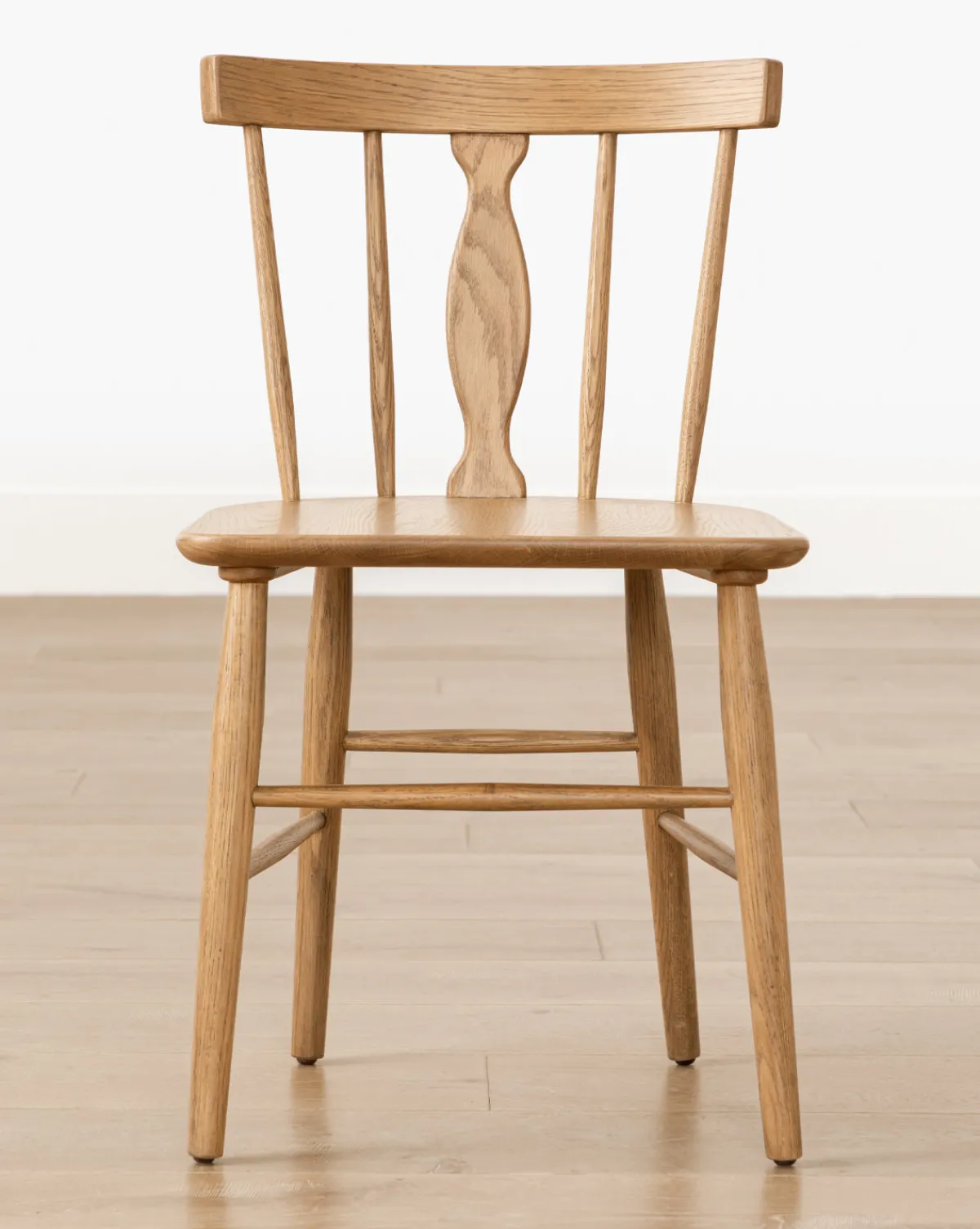 Whittaker Chair|YANG CHENG WOODEN INDUSTRIES INTERNATIONAL (VIETNAM) CO LTD
