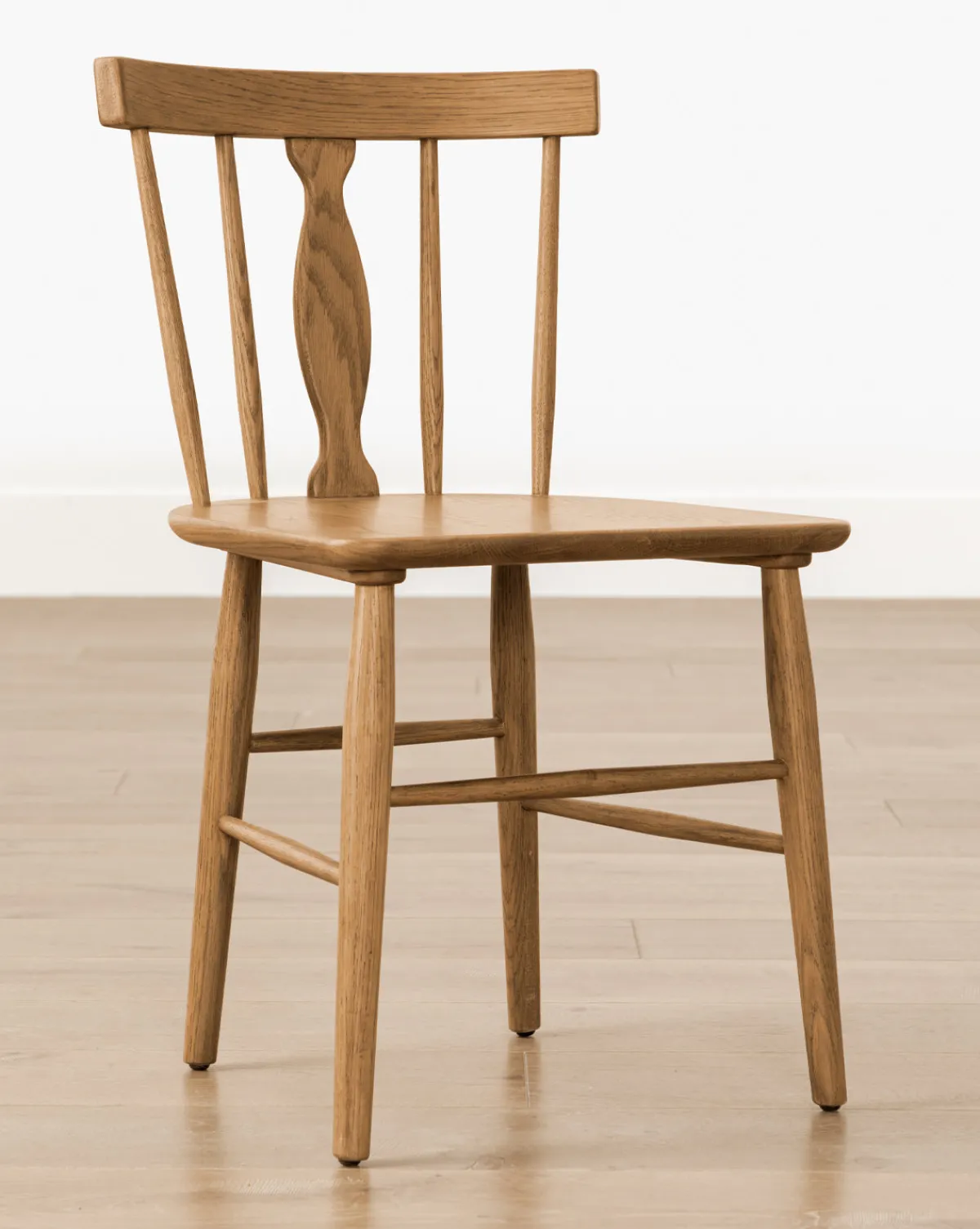 Whittaker Chair|YANG CHENG WOODEN INDUSTRIES INTERNATIONAL (VIETNAM) CO LTD