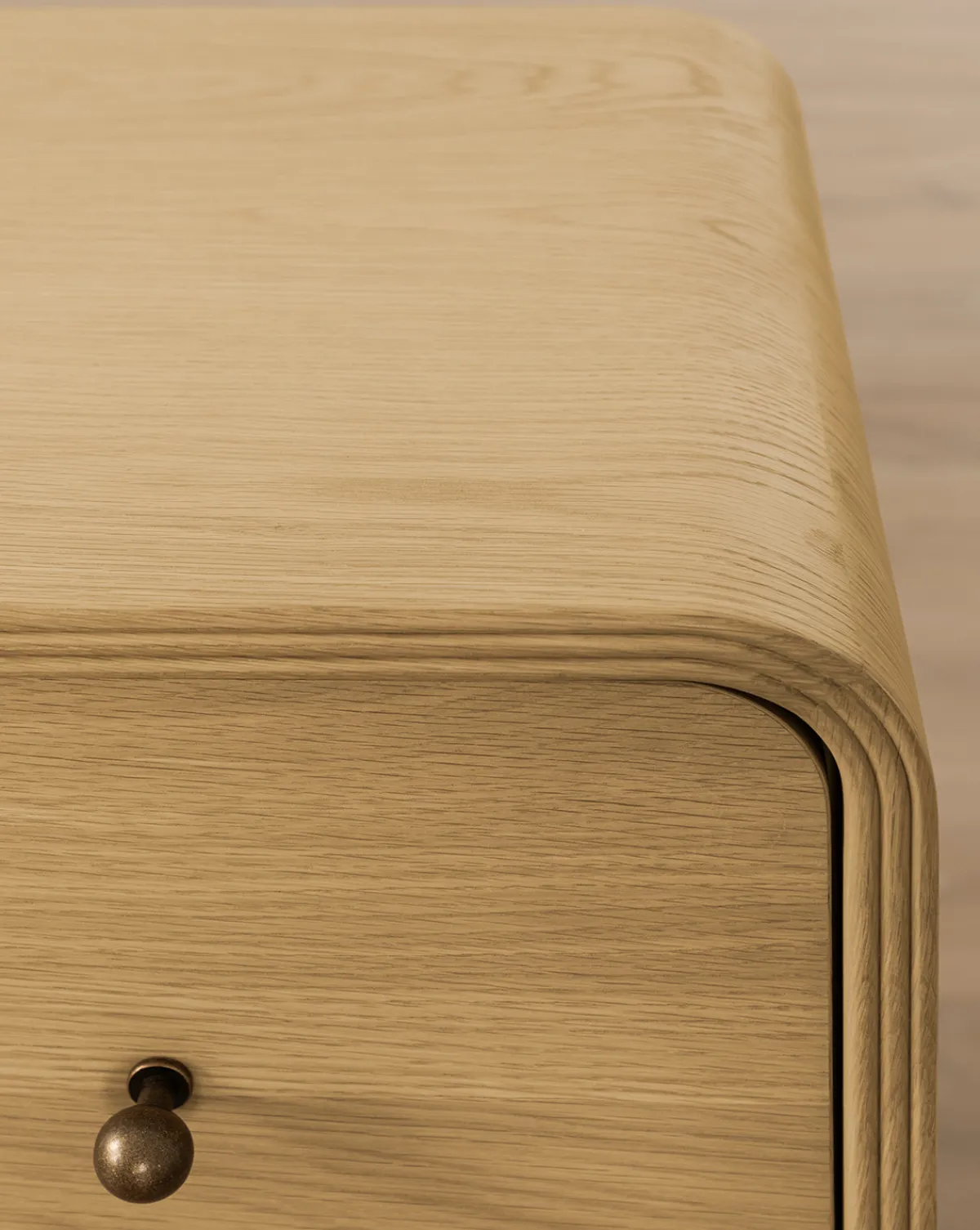 Wilkins Oak Dresser|Makerspalm Hot