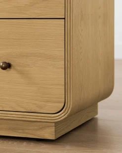 Wilkins Oak Dresser|Makerspalm Hot