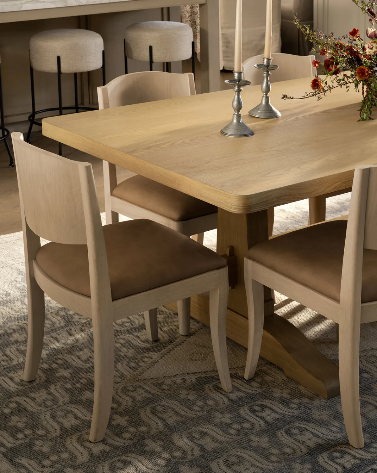 Wilton Dining Table|Makerspalm Hot