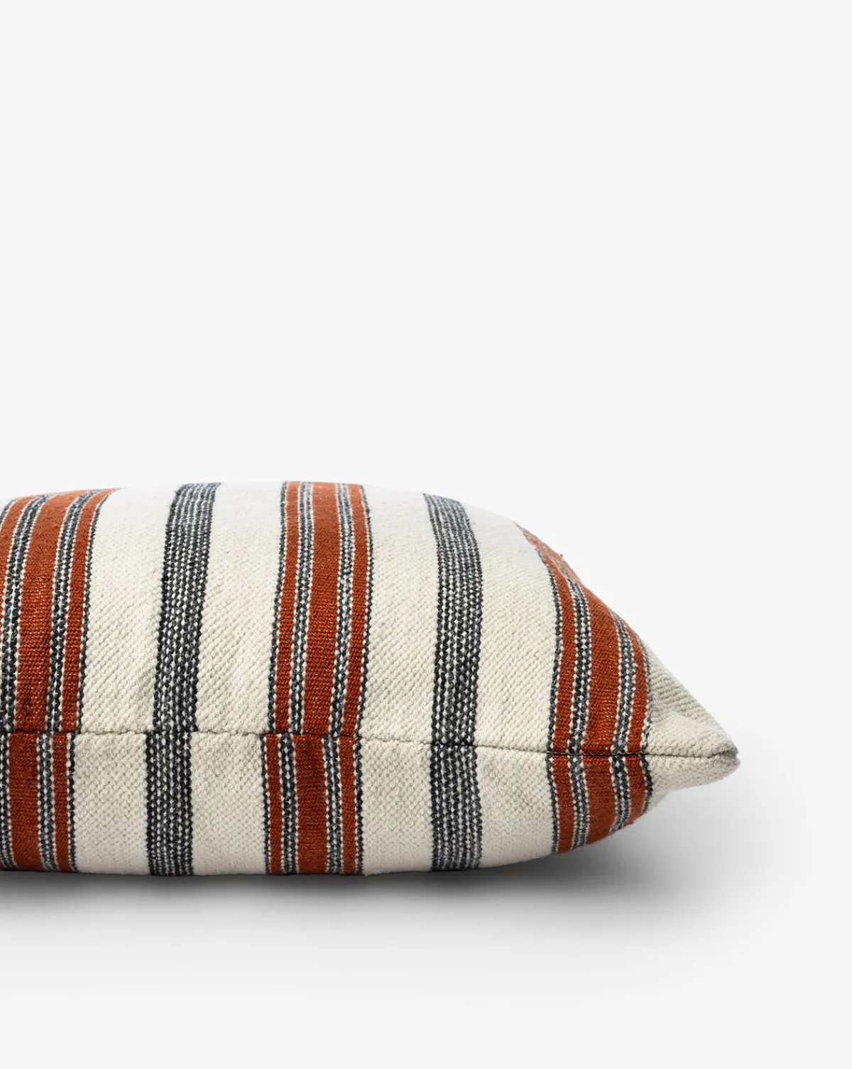 Yardley Indoor/Outdoor Pillow|EXT Rugs Discount